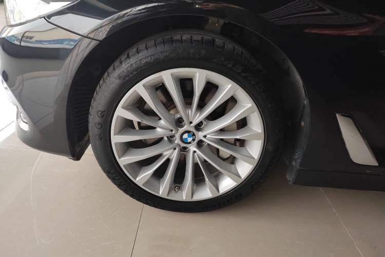 Used BMW 5 Series 2020 530Li Leading Edition Luxury Package
