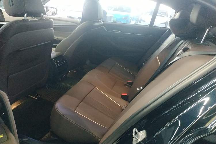 Used BMW 5 Series 2023 530Li Leading Model M Sport Package