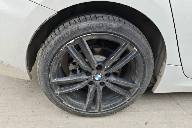 Used BMW 1 Series 2019 120i Leading Model M Sport Package Right Rear Wheel Hub