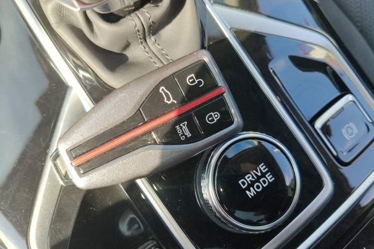 Used Hongqi HS5 2022 Revised Version 2.0T Smart Connect Flagship Edition Interior 1