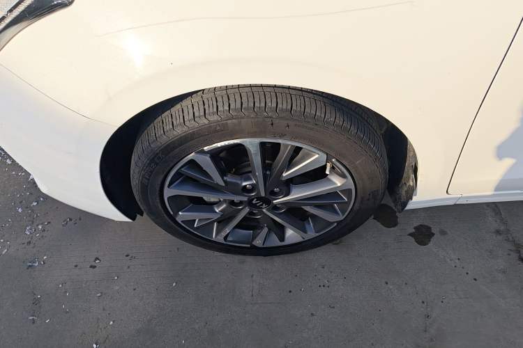 Used Kia K3 2021 1.5L CVT Fashion Edition
