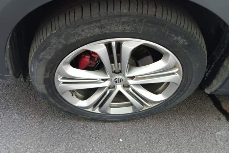 Used MG HS 2018 30T Automatic Two-Wheel Drive Trophy Edition—High-Octane V-Model