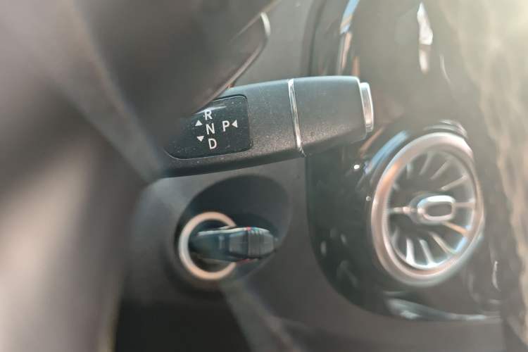 Used Mercedes-Benz Vito 2018 2.0T Business Version China V Emission Standard