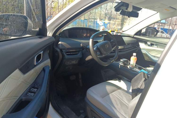 Used CHANGAN UNI-K iDD 2023 Smart Electric iDD 1.5T 135km Smart Leading Model Driver Seat