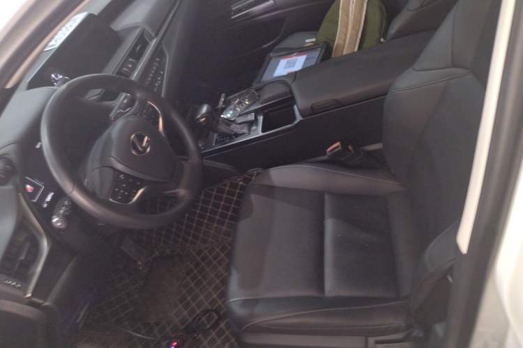 Used Lexus ES 2020 260 Excellence Edition Left Front Seat