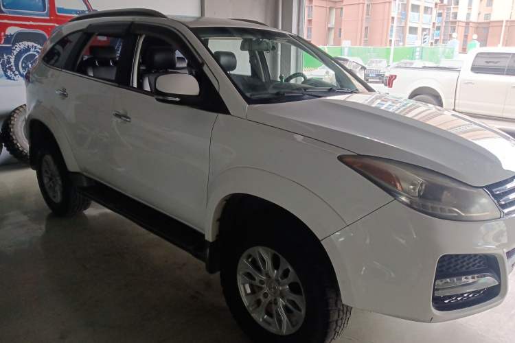 Used JMC Yusheng S350 2013 2.4T Automatic 4x4 Diesel Luxury 5-Seater Exterior 1