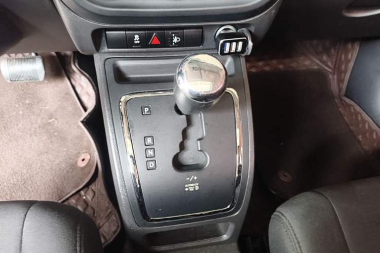 Used Jeep Compass 2014 2.0L two-wheel drive sport version