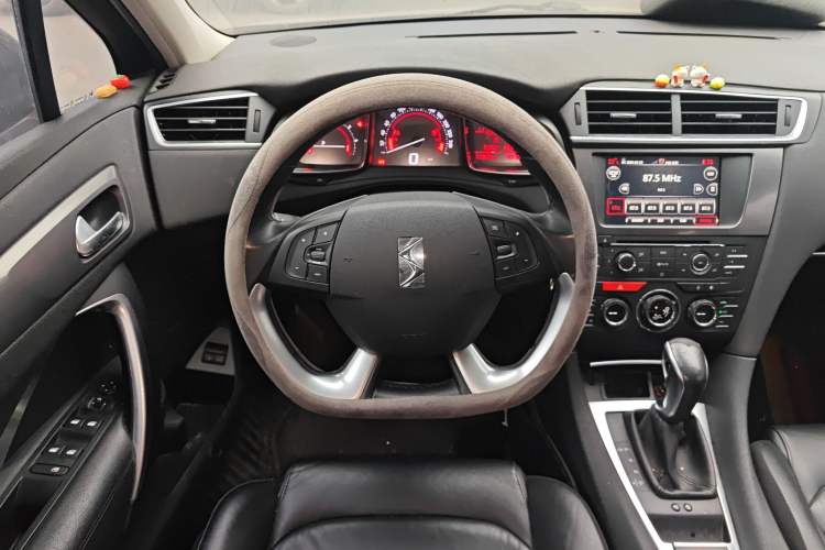 Used DS 5LS 2015 1.6T Elegant Edition THP160 Steering Wheel