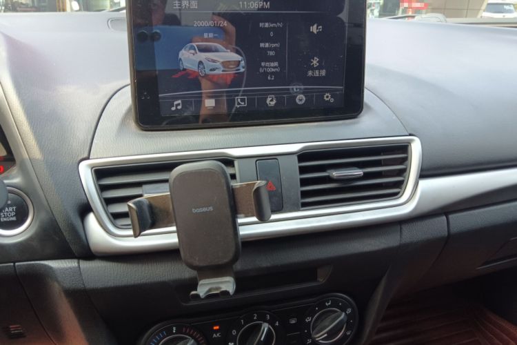 Used Mazda 3 Axela 2017 Sedan 1.5L Automatic Comfort Model China VI Standard Audio And AC Panel