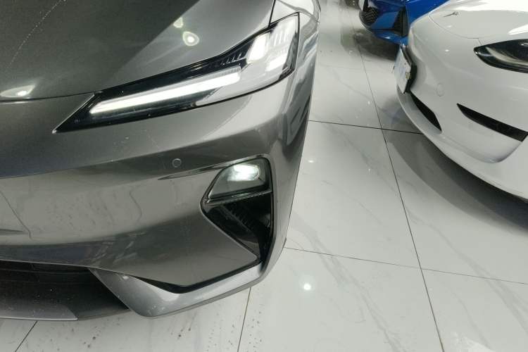 Used Deepal L07 2025 230 Ultra with DeepBlue Intelligent Driving AD PRO Extended-Range Version
