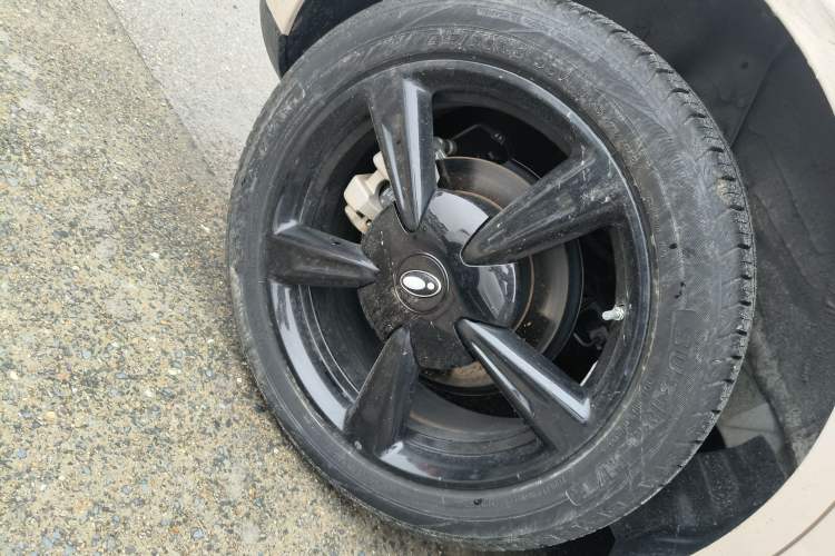 Used ORA Good Cat 2024 401 km Luxury Version Right Rear Wheel Hub