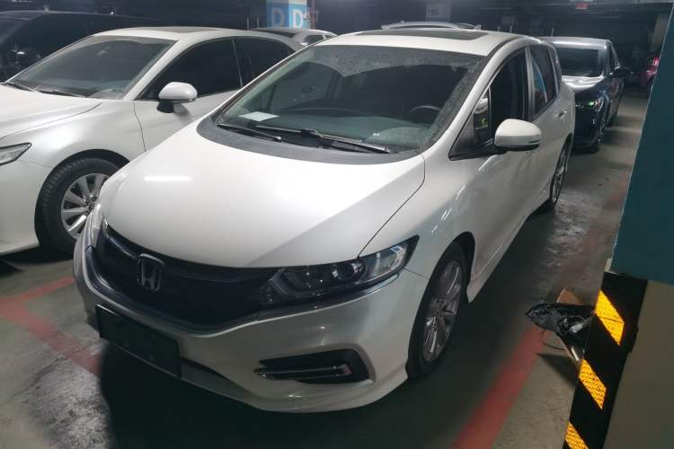Used Honda Jade 2017 1.8L automatic Comfort version 5 seats