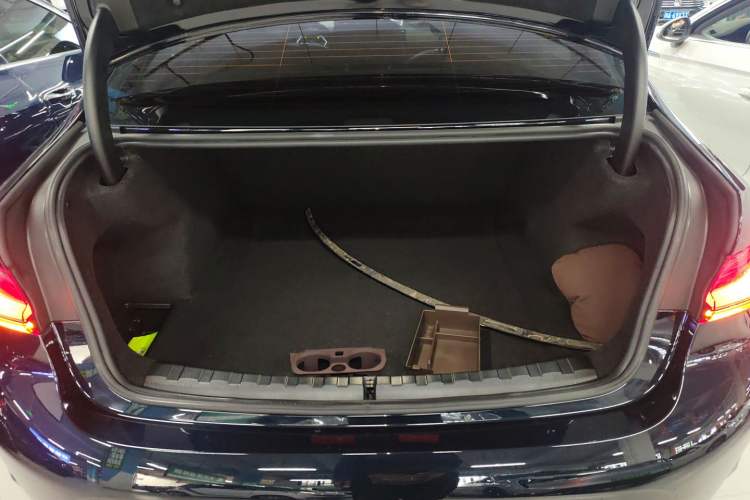 Used BMW 3 Series 2024 325i M Sport Night Edition Package