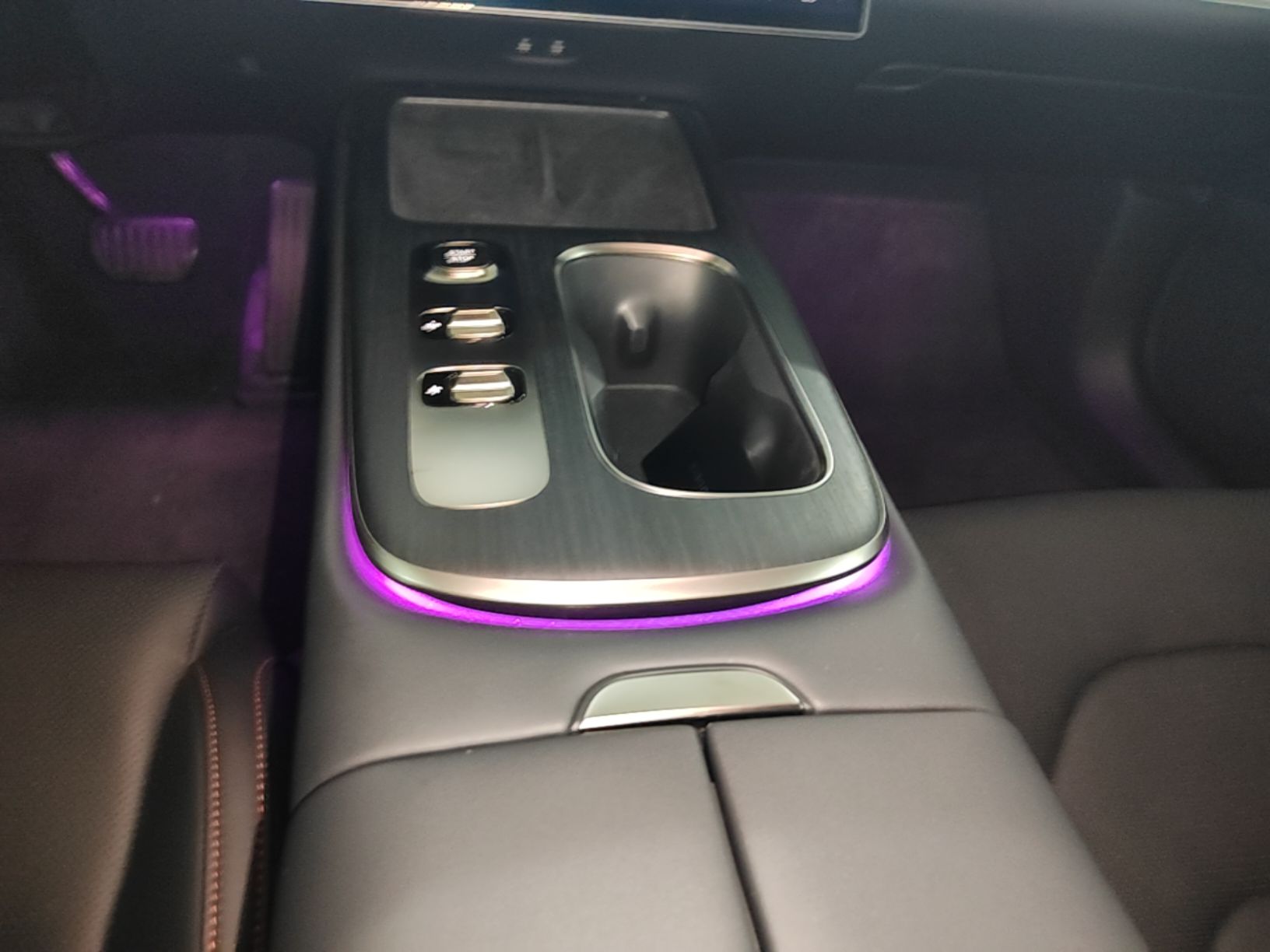 Xiaomi Auto SU7 2024 Rear-Drive Standard Founder Edition — снимка 16