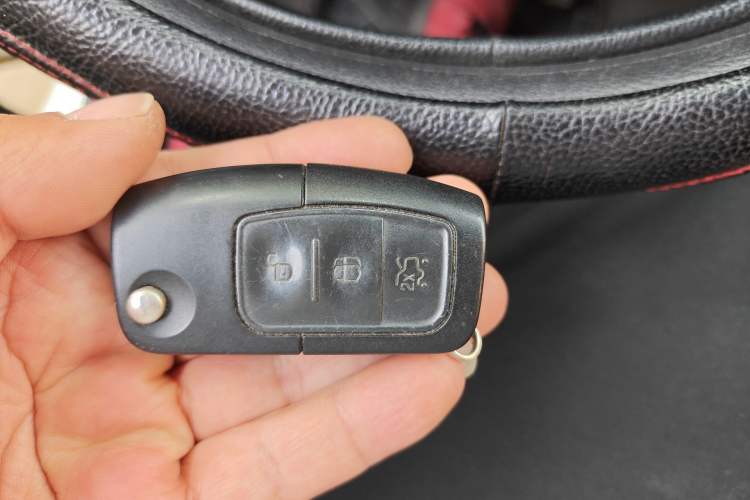 Used Ford Focus 2013 Hatchback Classic 1.8L Manual Base Model