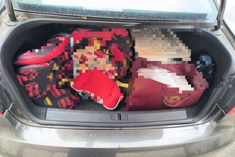 Used Volkswagen Magotan 2015 1.8TSI Prestige Model Trunk