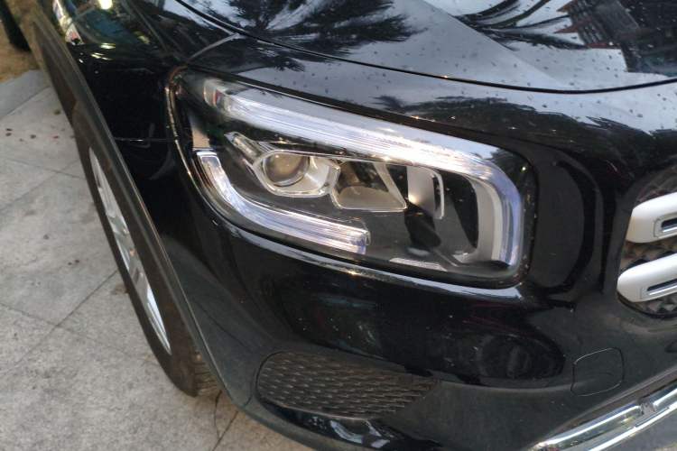 Used Mercedes-Benz GLB 2023 GLB 200 Dynamic Edition Right Front Headlight