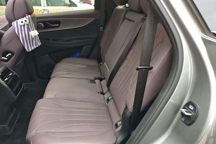 Used Chery Tiggo 9 2025 2.0T Dual-Clutch Two-Wheel Drive Luxury Edition 7 Seats