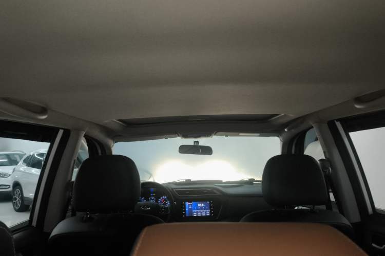 Used Chery Tiggo 3 2020 Million Global Edition 1.5L Manual Elite Model Headliner