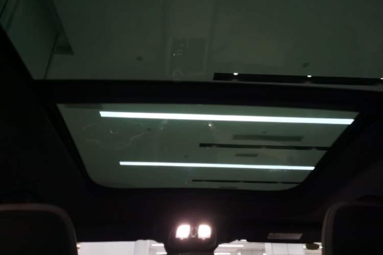 Used Volvo XC90 2025 Facelifted B6 Zhiyuan Luxury Version with 6 Seats