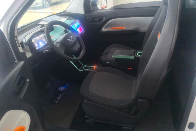 Used Wuling Hongguang MINIEV 2020 Enjoyment Model Lithium Iron Phosphate Left Front Seat