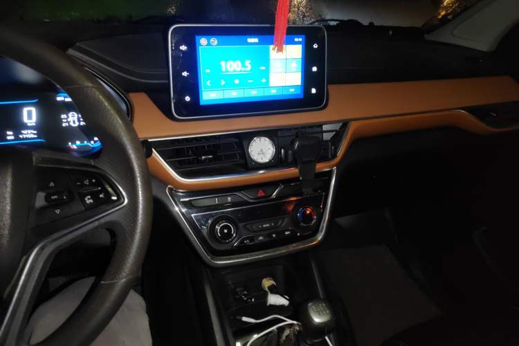 Used Wuling Hongguang S3 2018 1.5L Manual Luxury Model China V Standard
