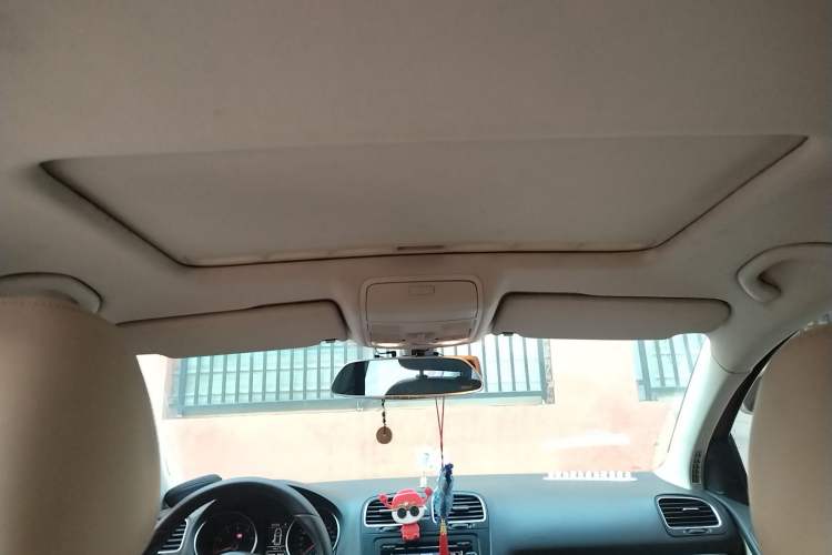 Used Volkswagen Golf 2012 1.4TSI Automatic Luxury Edition
