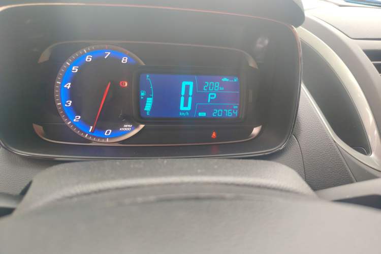 Used Chevrolet Trax 2014 1.4T Automatic Two-Wheel Drive Luxury Model Odometer Close Up