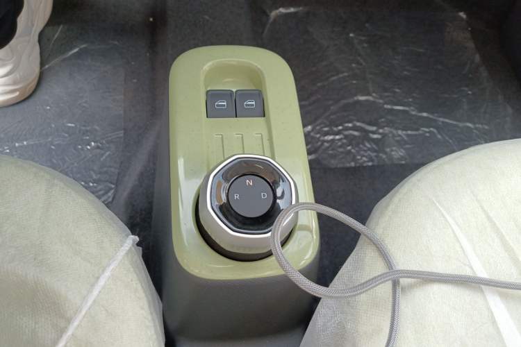 Used Geely Galaxy Panda 2024 Panda Mini 200km Endurance Bear