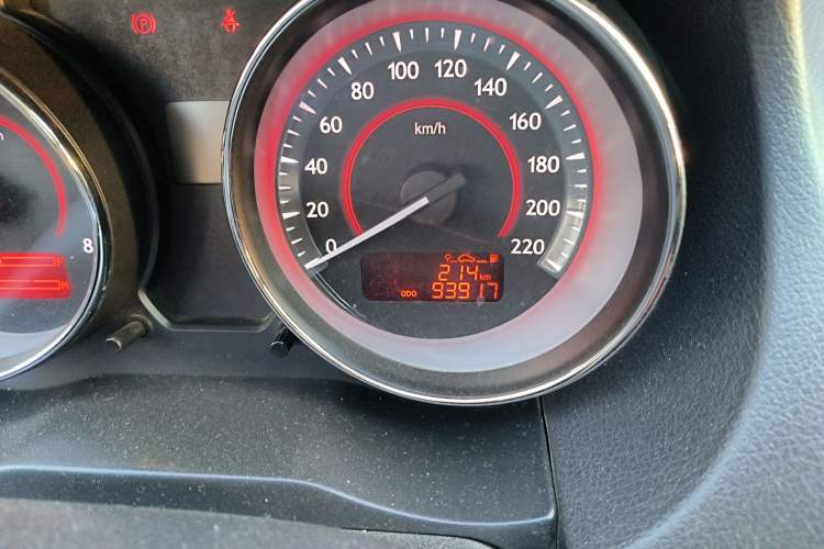 Used Bestune B50 2013 1.6L manual luxury version
