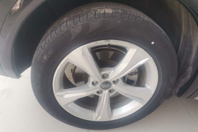 Used Audi Q5L 2020 Revised 40 TFSI Prestige Edition
