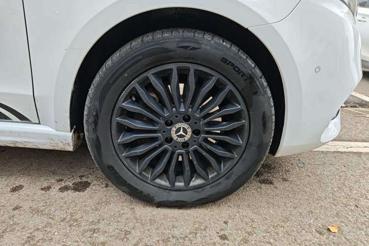 Used Mercedes-Benz V-Class 2018 V 260 AMG Sport Edition China V Emission Standard
