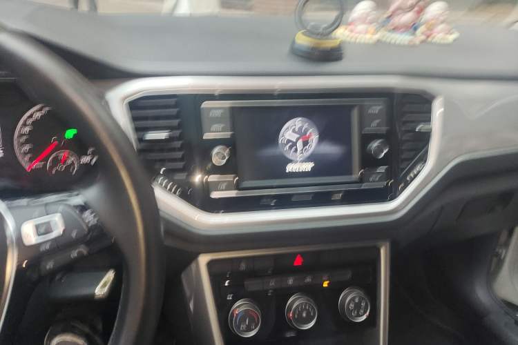 Used Volkswagen T-ROC 2020 230TSI DSG Two-Wheel Drive Advanced Version