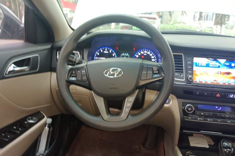 Used Hyundai Mistra 2014 1.8L Automatic Smart GLS
