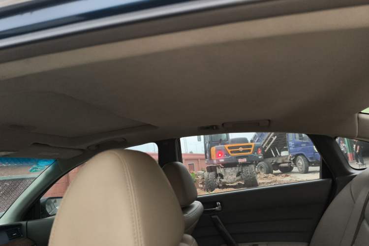 Used Nissan Teana 2006 230JK-S Comfort Sunroof Headliner