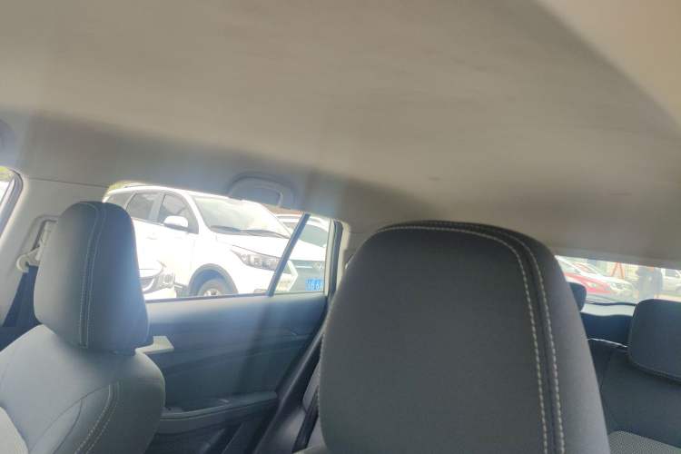 Used FAW Junpai CX65 2018 1.5L Manual Comfort Model Headliner