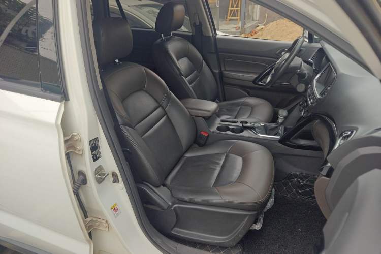 Used GAC Trumpchi GS4 2017 235T Automatic Two-Wheel Drive Luxury Smart Connectivity Version
