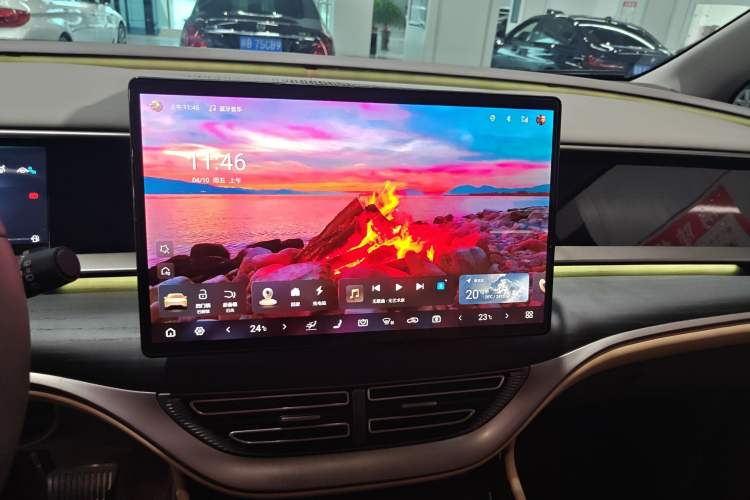 Used Denza D9 2022 DM-i 970 Four-Wheel Drive Prestige Model Audio And AC Panel