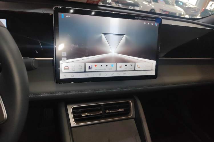 Used BYD Qin L 2025 DM-i Smart Drive 120KM Superior Model
