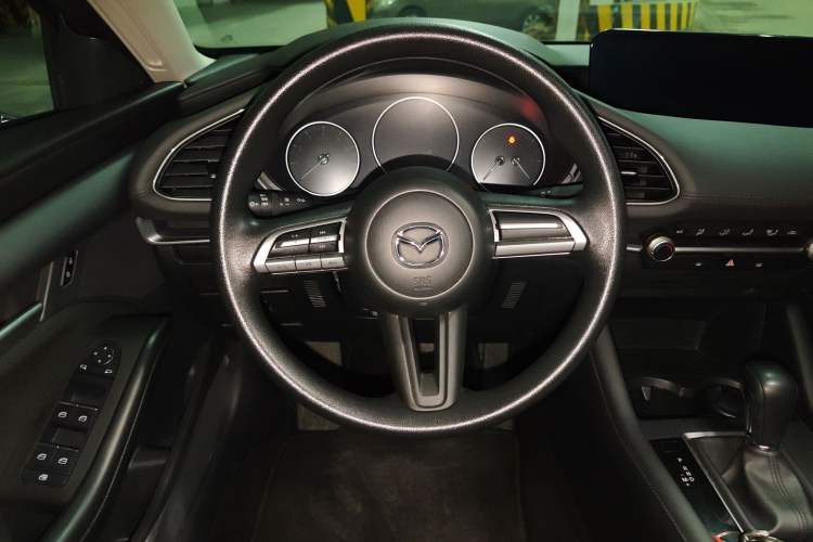 Used Mazda Mazda 3 Axela 2023 2.0L Automatic Zhiqing Edition
