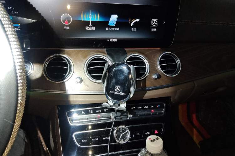 Used Mercedes-Benz E-Class 2017 E 300 L Luxury Model Audio And AC Panel