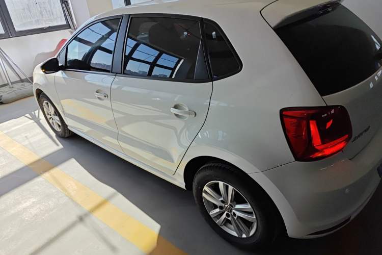 Used Volkswagen Polo 2016 1.4L Automatic Trendy Model
