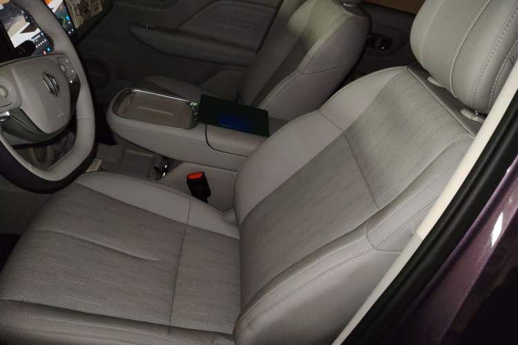 Used Leapmotor B10 2025 510 LiDAR Version Left Front Seat