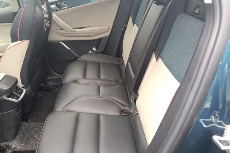 Used Lynk & Co 06 2020 1.5T YAO Halo Left Rear Seat