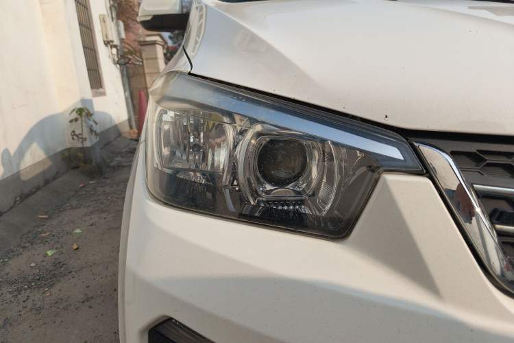 Used Wuling Hongguang 2016 1.5L S1 Deluxe Model China V-standard
