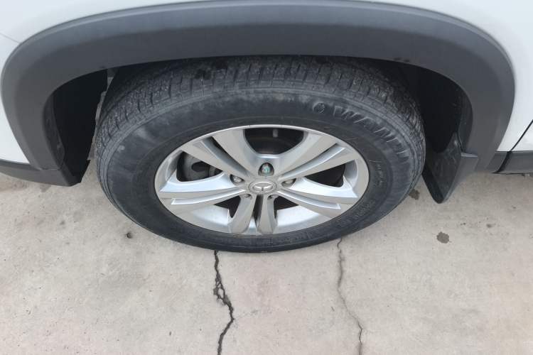 Used HYOSOW S5 2017 1.3T Manual Luxury Model Exterior 2