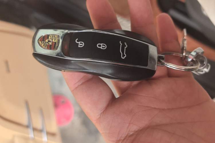 Used Porsche Cayenne 2016 Cayenne Platinum Edition 3.0T
