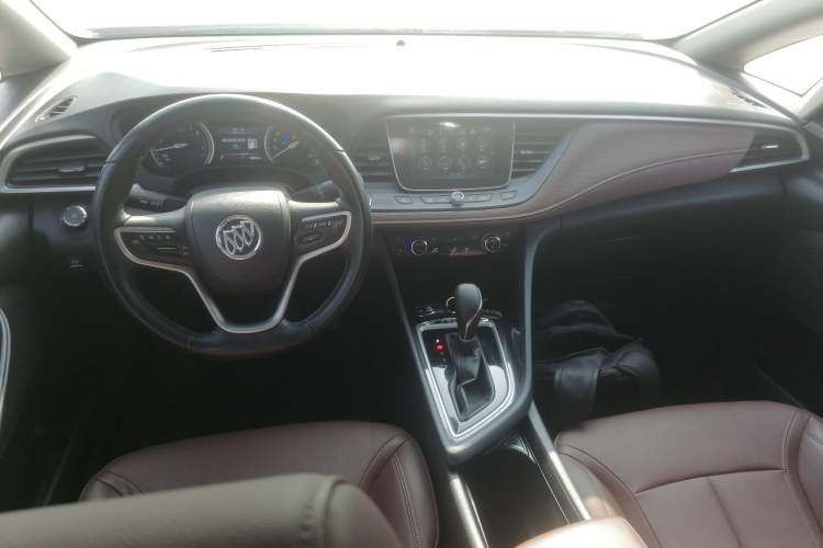 Used Buick GL6 2019 18T 6-Seater Connected Luxury Version China VI Standard Center Console