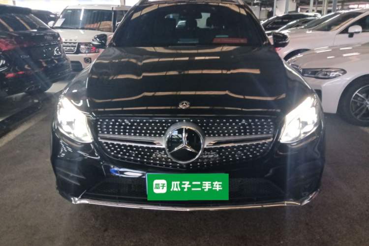 Used Mercedes-Benz GLC 2018 Refreshed GLC 300 4MATIC Dynamic Edition
