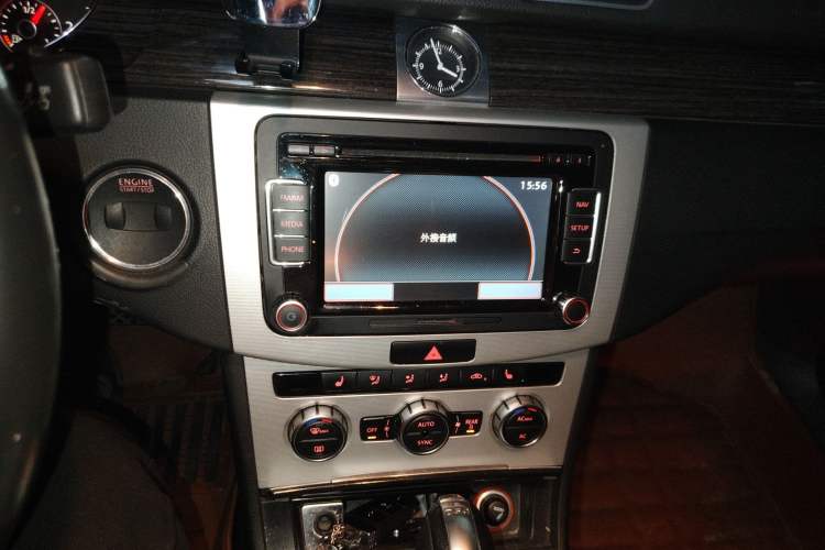 Used Volkswagen Magotan 2012 Facelift 1.8TSI Prestige Model Audio And AC Panel